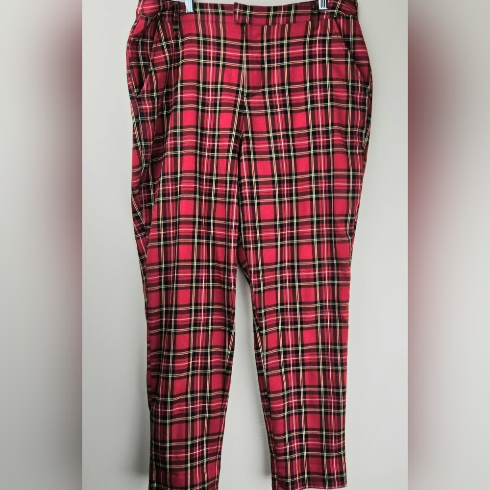 HotTopic Red and Black Buffalo Plaid Dress Slacks Size 3
